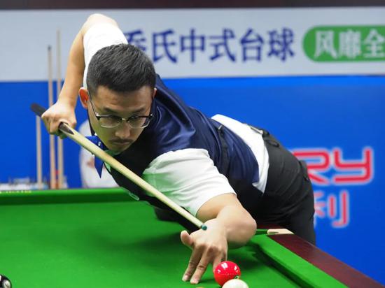 非洲名将表现亮眼赢得全场掌声