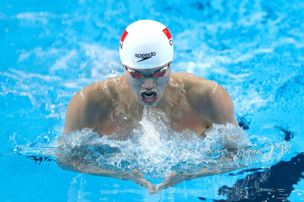 雷火电竞充值-里尔球员晒出特训照片，体能状态达到巅峰的简单介绍