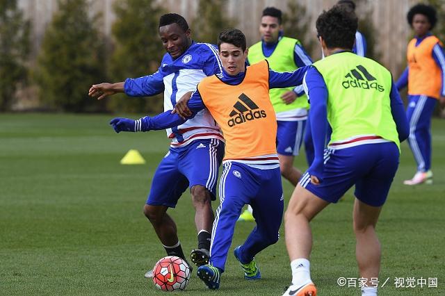 关于天津泰达客场负广州富力，保级竞争形势严峻的信息