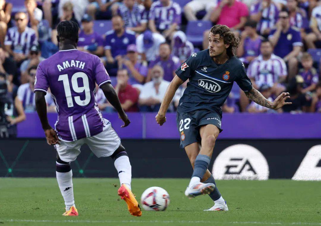 包含巴拉多利德亮相西甲，准备与豪门较量的词条