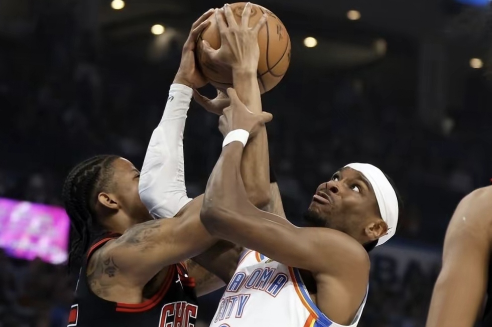 雷火电竞下载-包含公牛大将砍下高分，凭借个人能力助球队取胜的词条