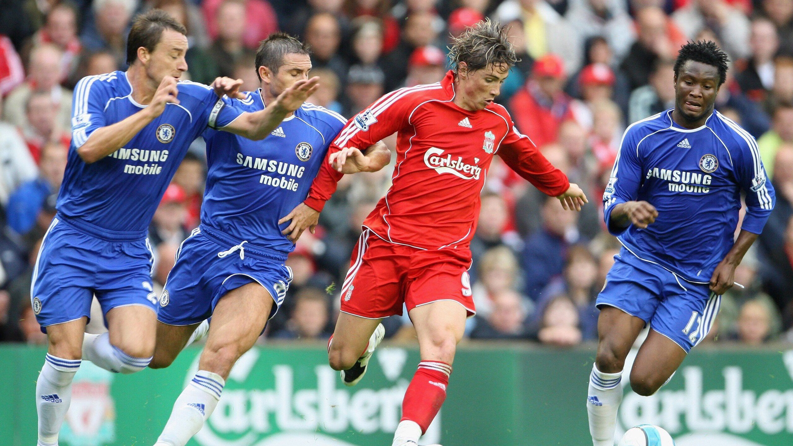 当篮球场变成欧冠舞台，今夜，勒布朗化身绿茵传奇