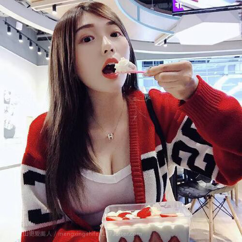 雷火电竞官网-绿茵场的引擎声，当拉齐奥的战术基因在F1揭幕战由穆勒接管