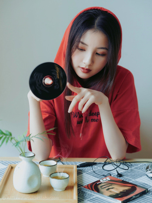 当橙色郁金香提前绽放,平行时空中的蒂亚戈与墨西哥之殇