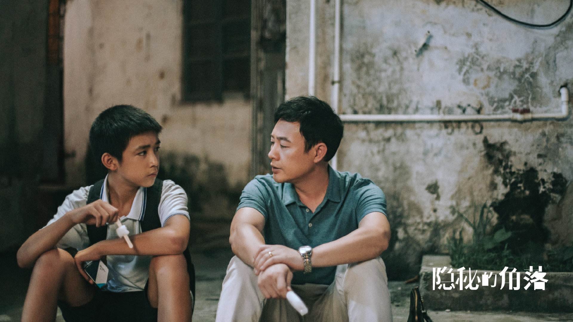 禁区暴君，当绿茵阴影笼罩NBA季后赛之夜